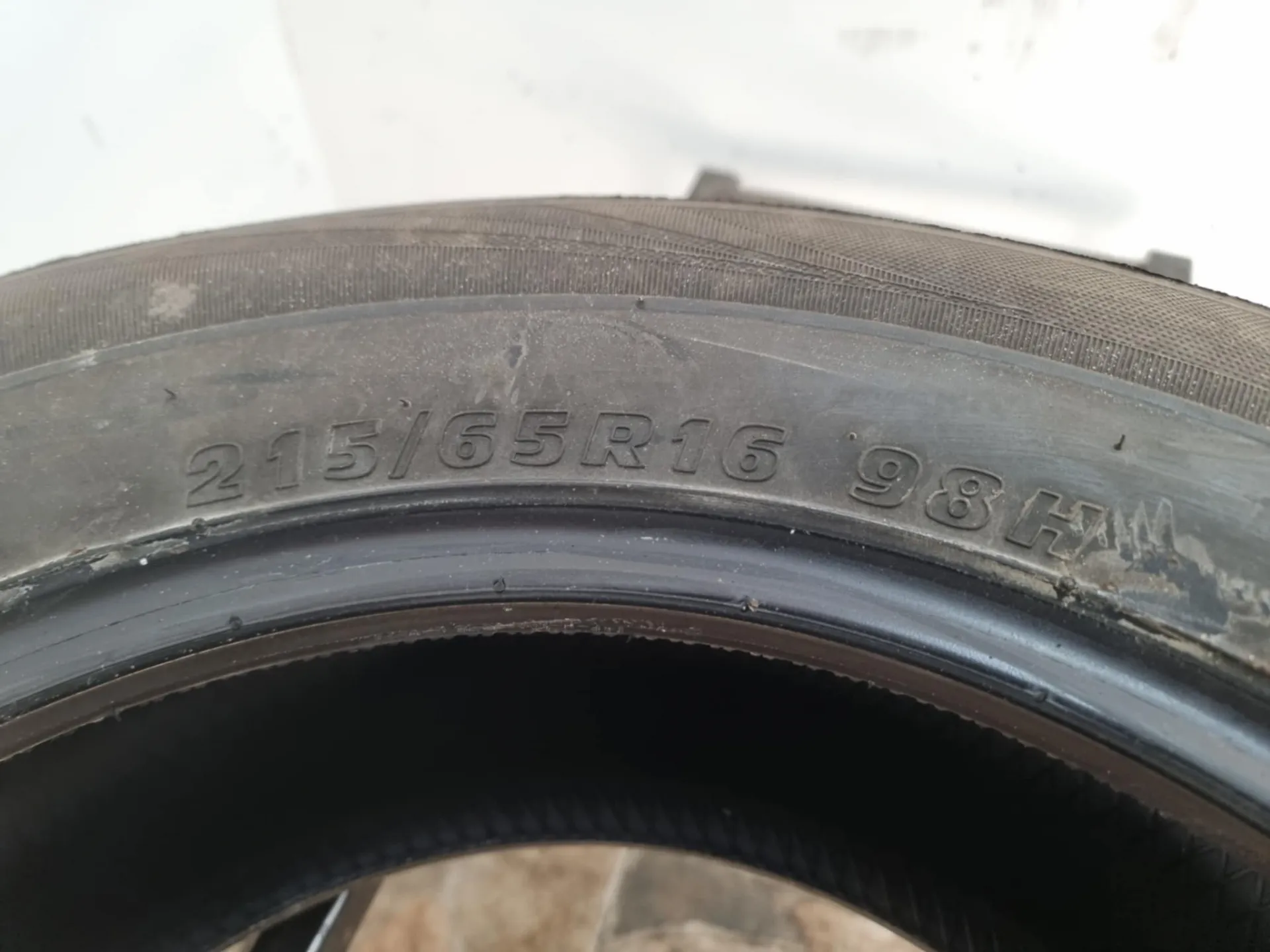 1бр лятна гума 215/65/16 KUMHO L02357 2