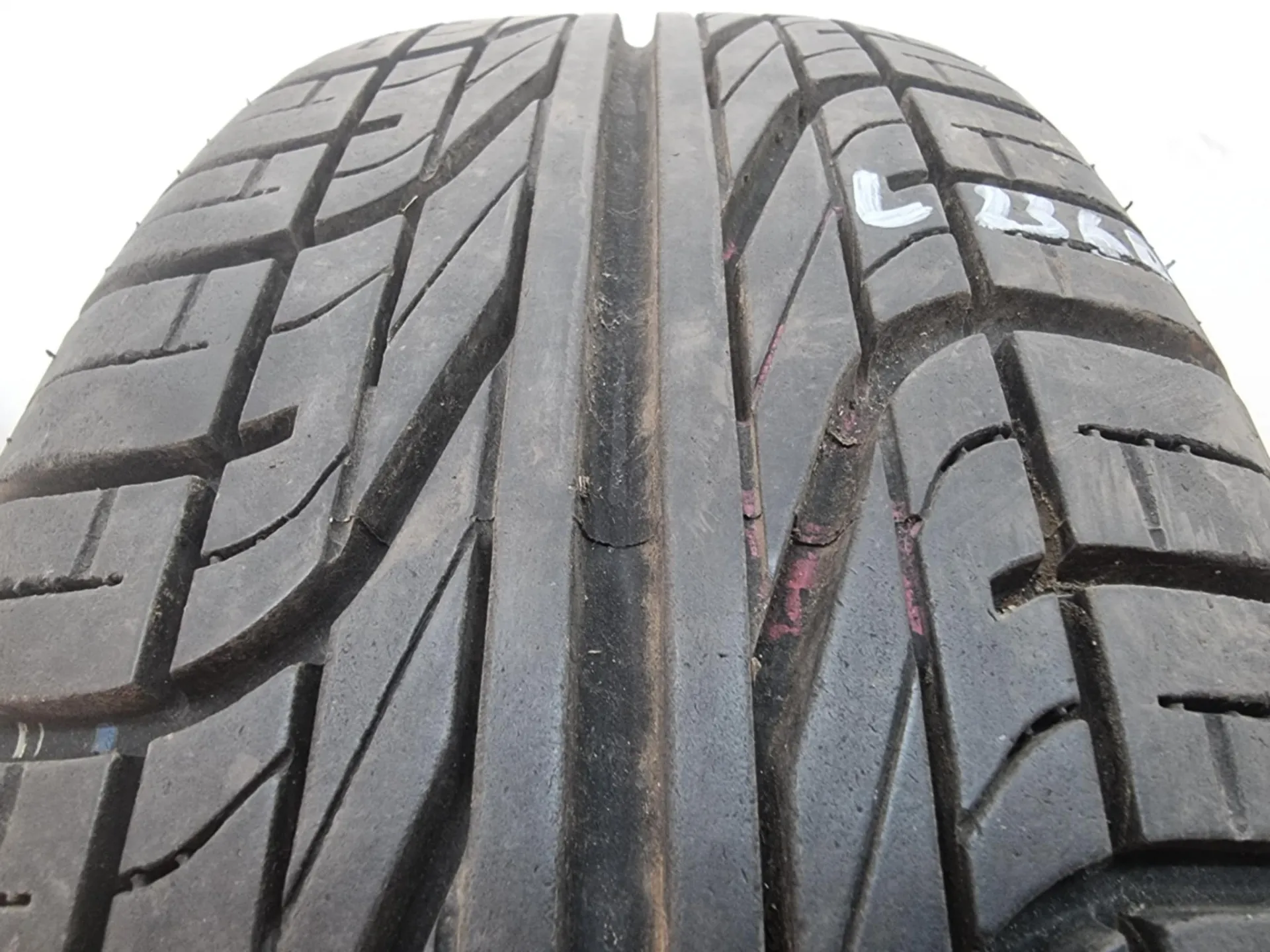 1бр летна гума 185/60/15 PIRELLI L02360  1