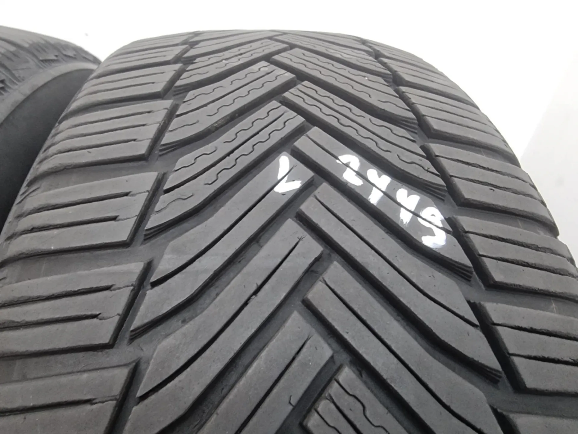 4бр зимни гуми 205/60/16 MICHELIN L02449 4