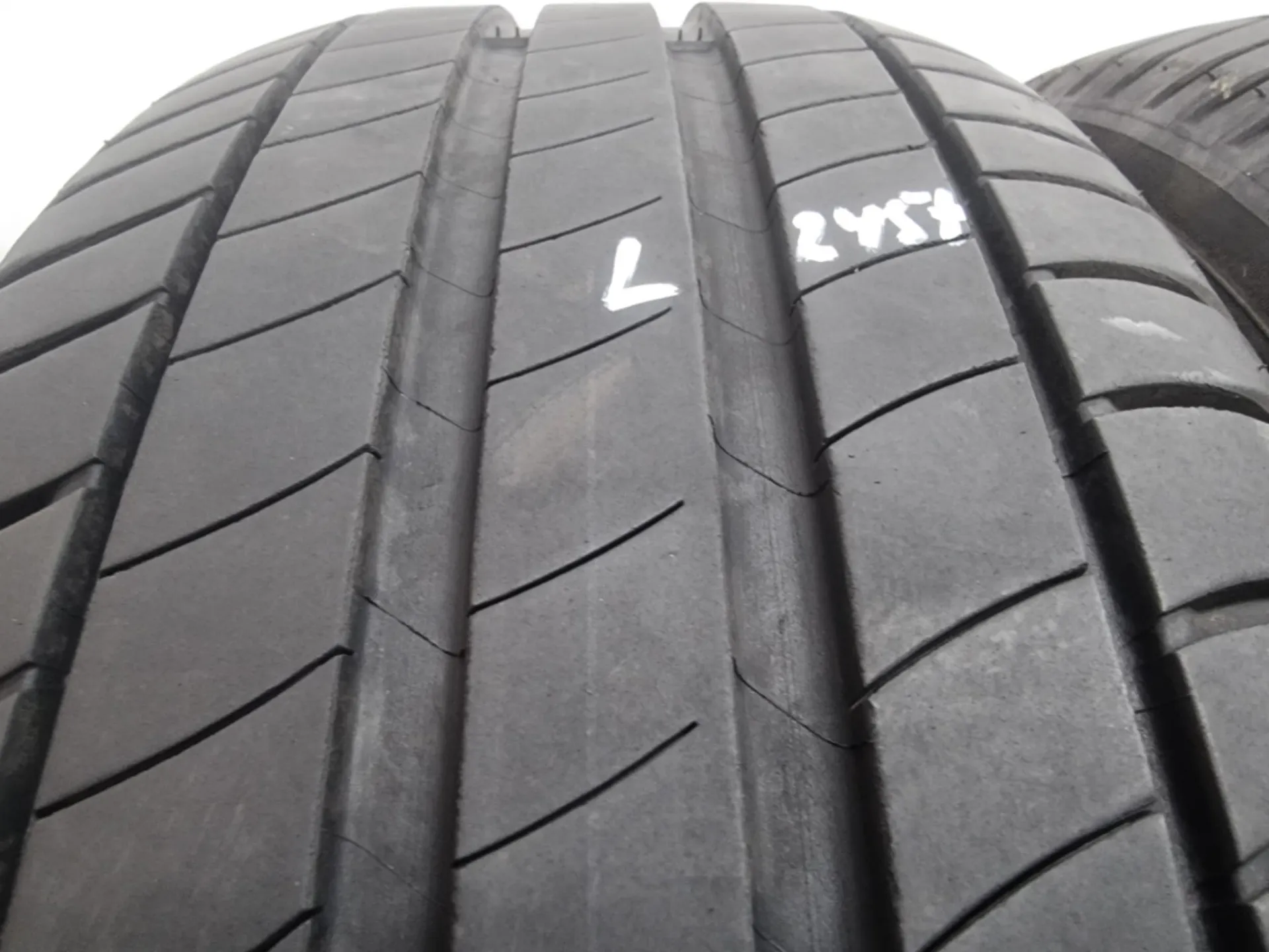 4бр летни гуми 225/60/16 MICHELIN L02457 1