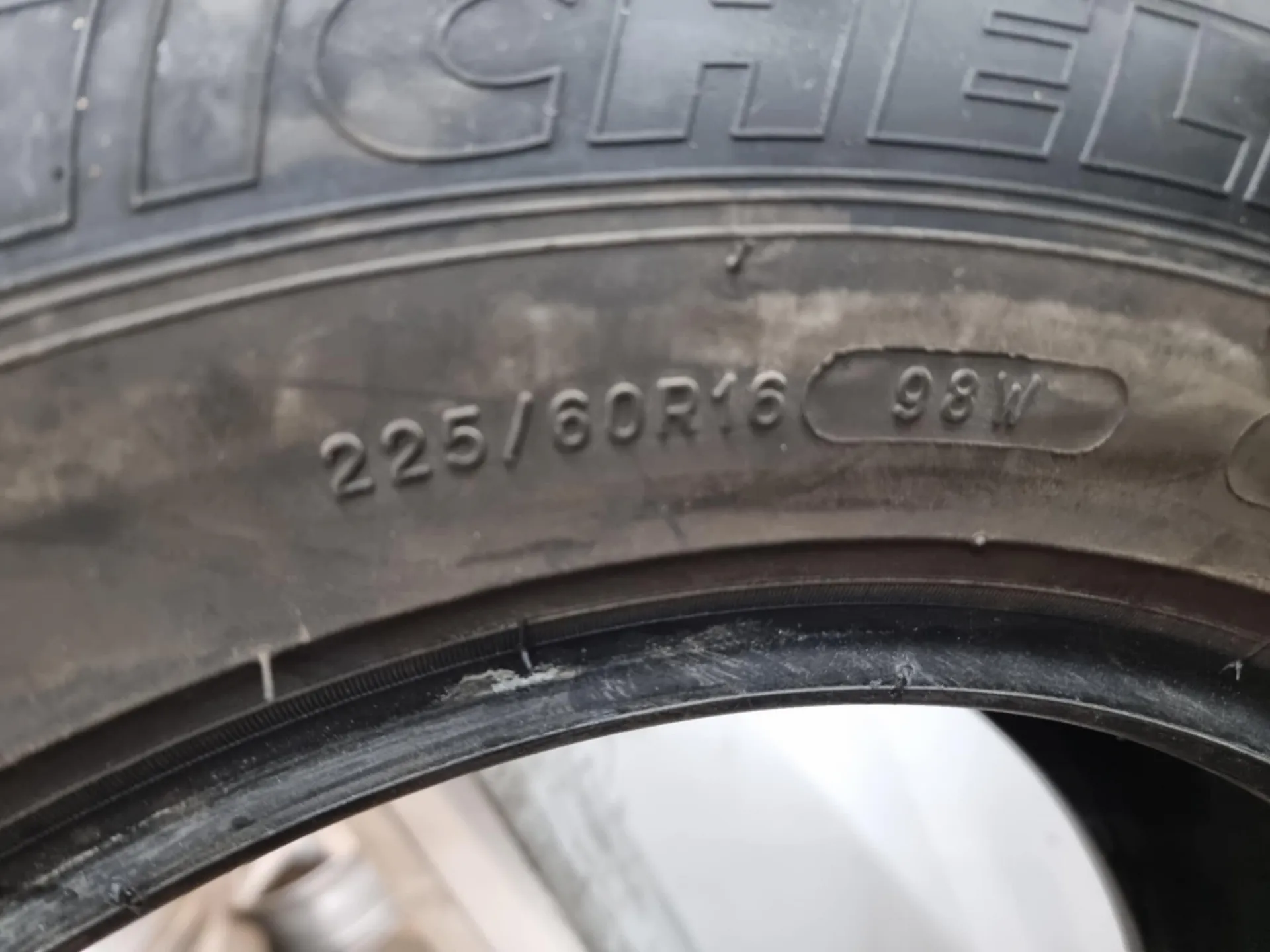 4бр летни гуми 225/60/16 MICHELIN L02457 6