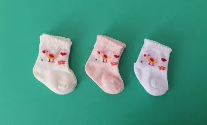 Бебе чорапи 3 чифта в кутия  2
