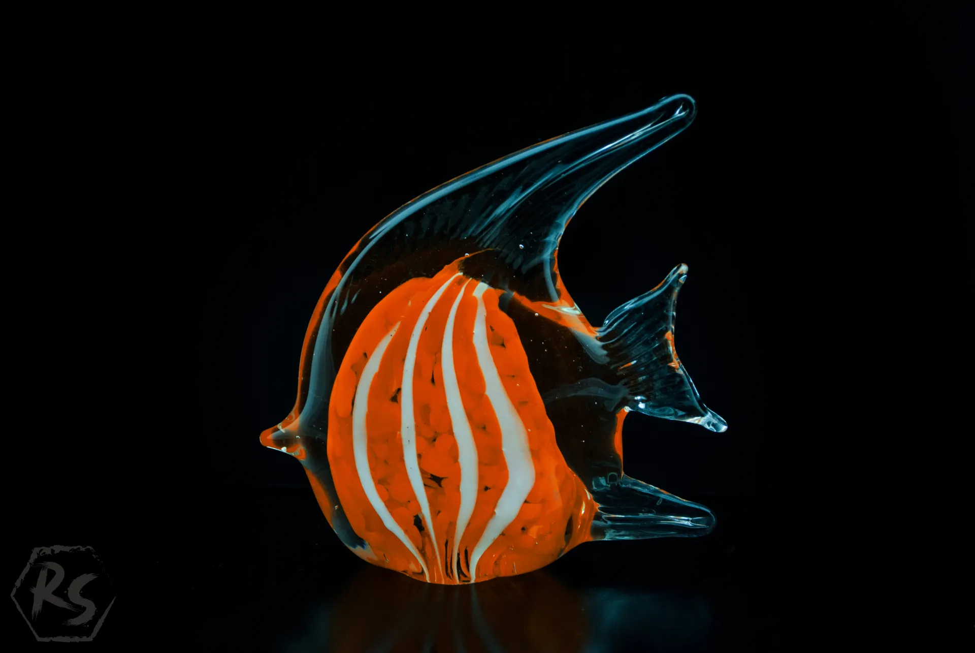 Стъклена фигура риба в стил Мурано оранжева 4