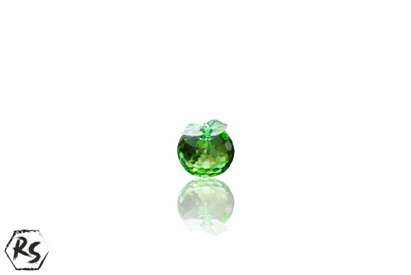 Малка кристална ябълка в зелено 1