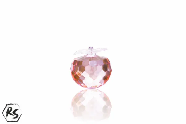 Малка кристална ябълка в розово 1