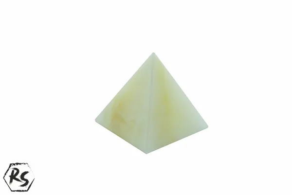 Пирамида от мраморен оникс 1