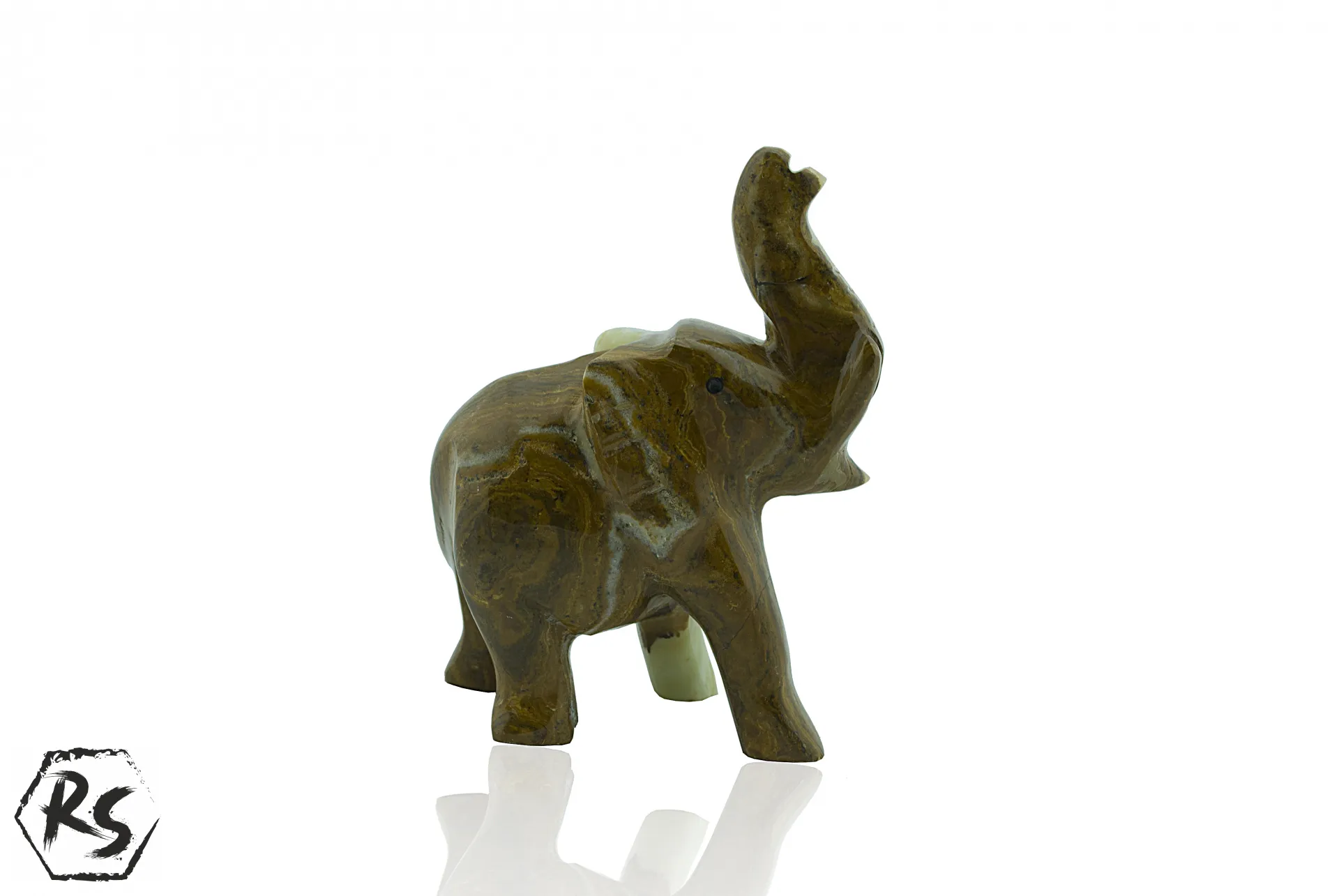 Слон от мраморен оникс кафяв 1