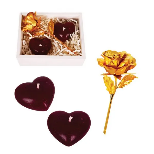  Kомплект - Честит Празник! с две свещи сърце и златна роза 