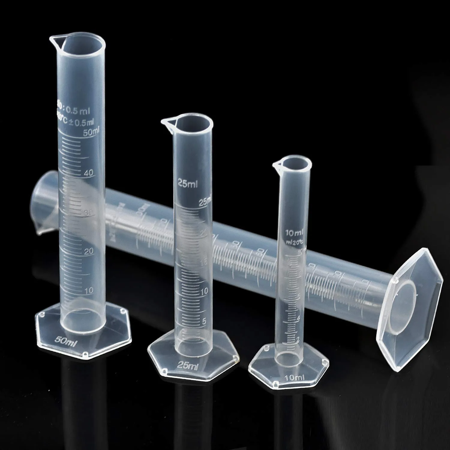 Комплект мерителни цилиндри 4 бр + четка и стъклена пръчка 4
