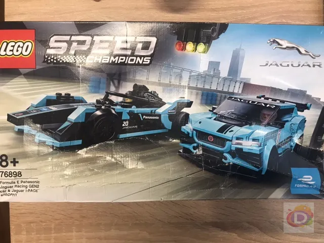LEGO 76898 Speed ​​Champions Formula E Panasonic Jaguar Racing GEN2 автомобил и Jaguar I-PACE eTROPHY Комплект състезателни коли 7