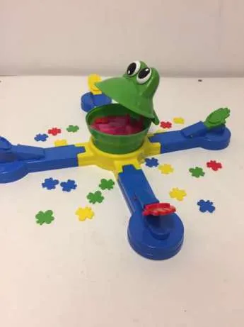 Детска настолна игра Гладна жаба - Danysgame.com 2