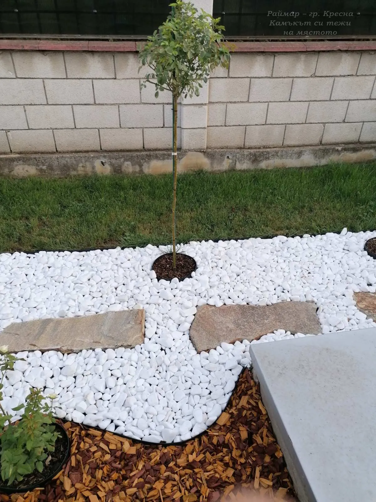 White pebbles from Thassos marble (25kg) 43