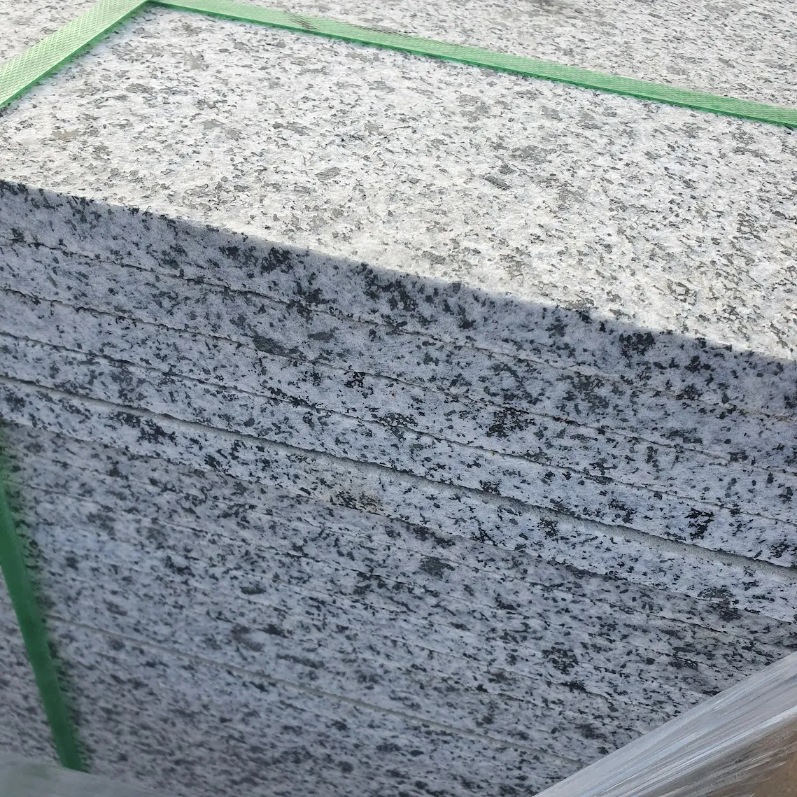 Flamed Granite Artico tiles 60/60/1,8см 4