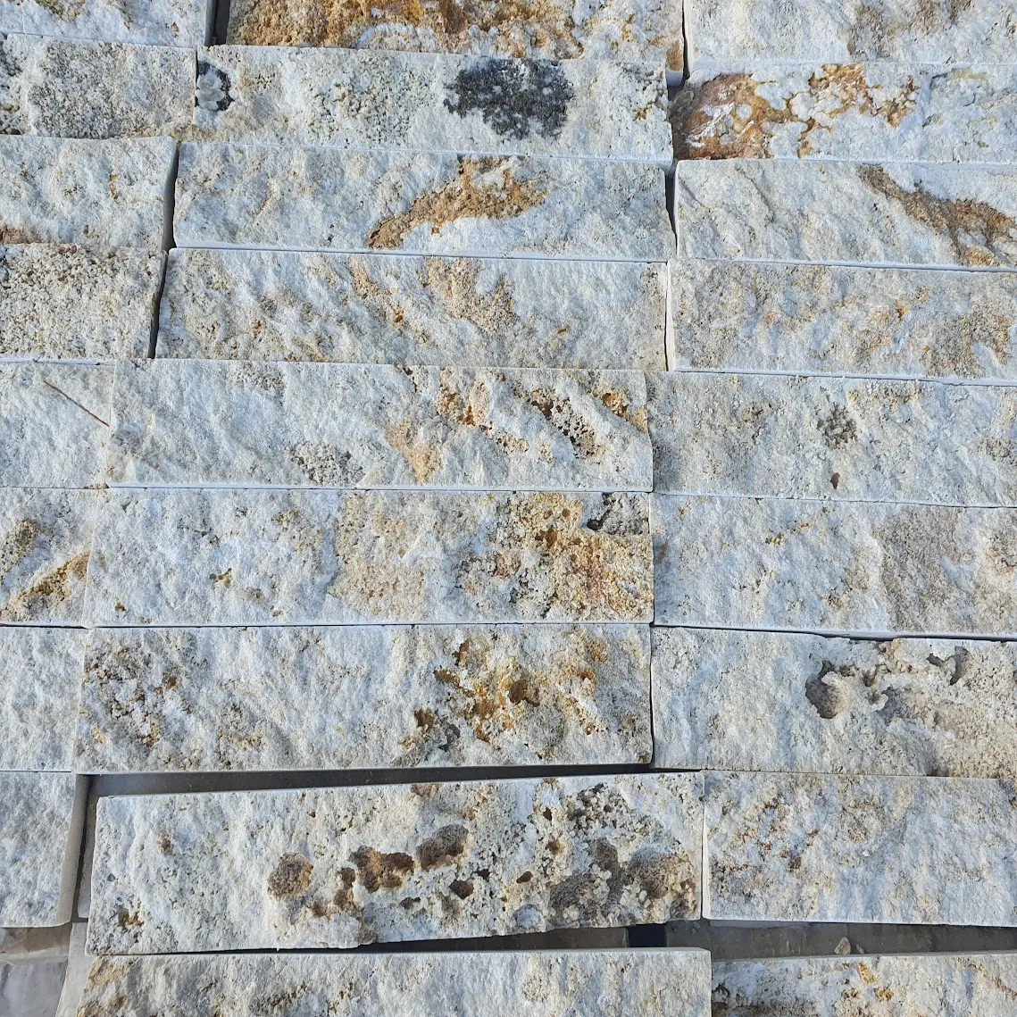 Travertine Amoon Splitface 10