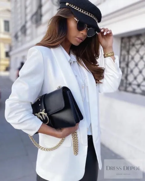 Дамско сако в бял цвят 1